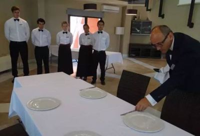 在瑞士洛桑酒店管理学院的日子 梦想与卓越的交汇